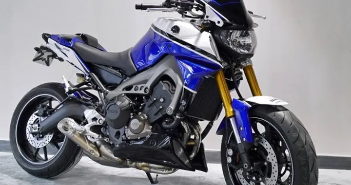 Yamaha GMT-09 "Ermax" by Espace Murit Moto