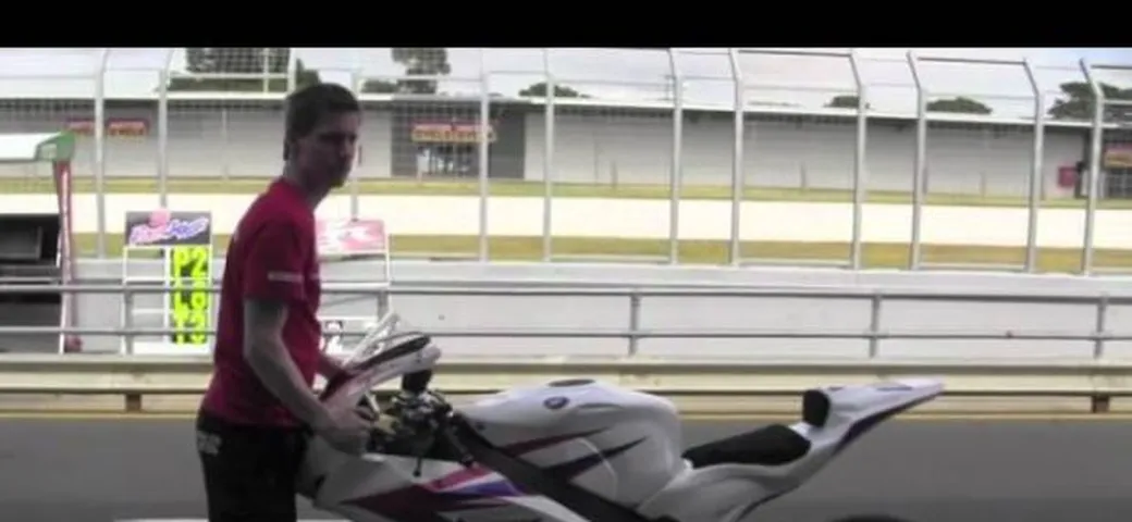 WSBK: il team ufficiale Honda presenta la livrea 2012