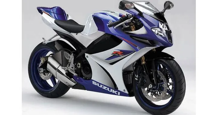 Suzuki GSX-R 1000: la nuova moto solo nel 2017?