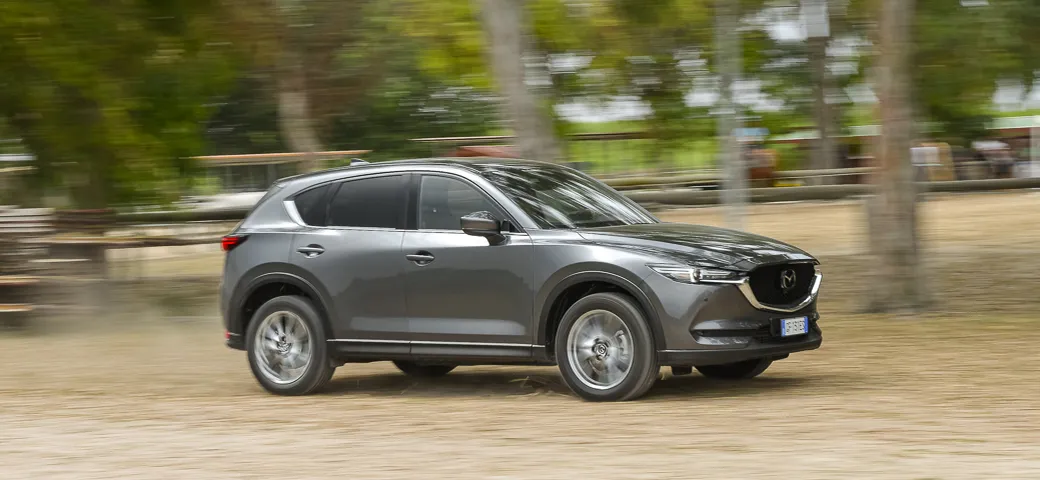 Mazda CX-5 2.2 Skyactiv-D 4WD 6AT Signature 2021: la prova su strada