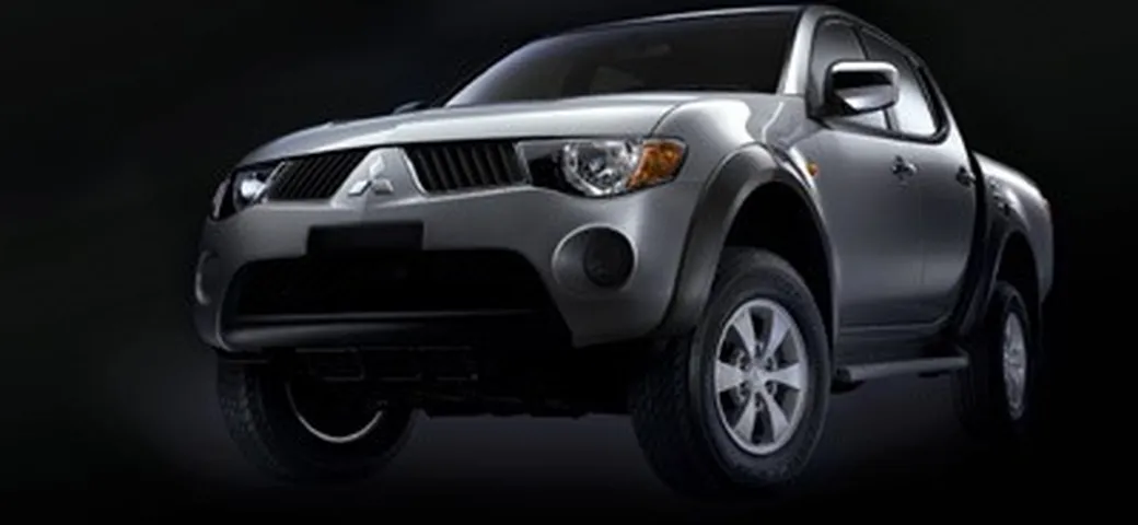 Foto ufficiale del nuovo Mitsubishi L200