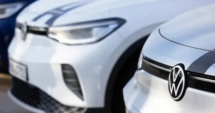 Volkswagen e Xpeng, ecco la piattaforma CEA: per ibride e benzina