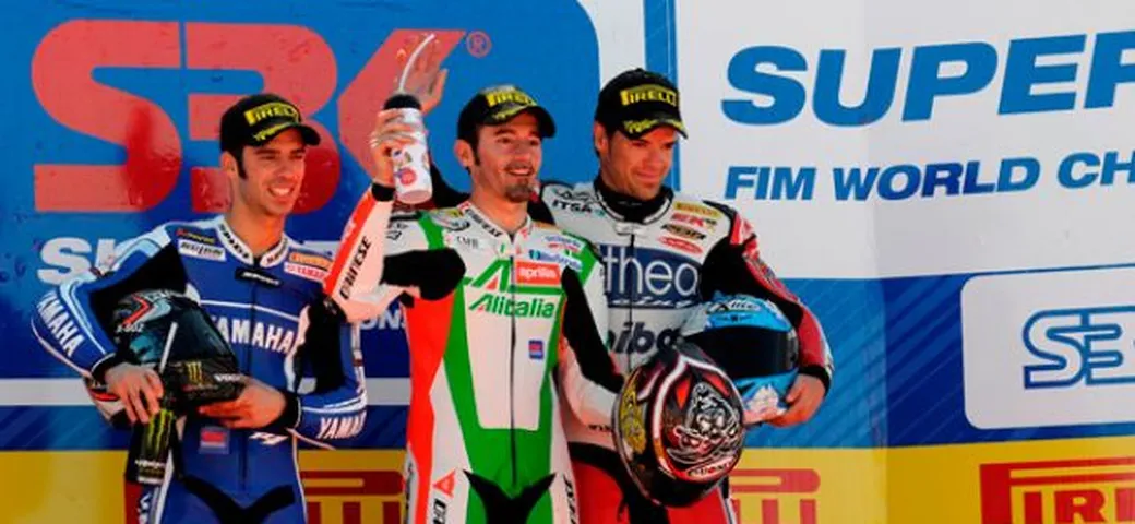 Motorland, Biaggi e Melandri sventolano il 