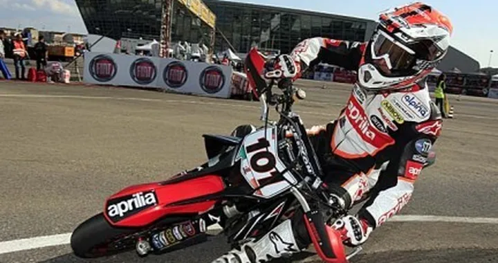 Aprilia Supermoto: iniziata la carica al titolo mondiale
