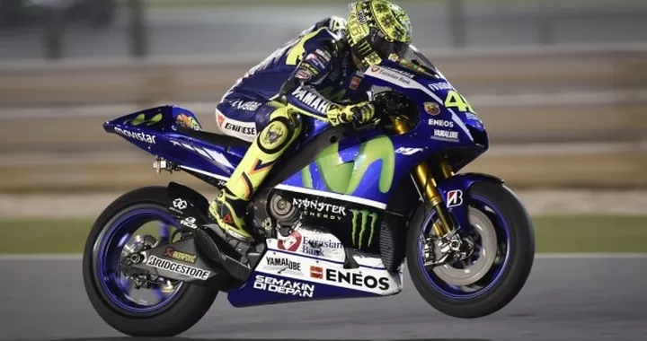 MotoGP Qatar 2015: lo spettacolo ricomincia nel teatro di Losail