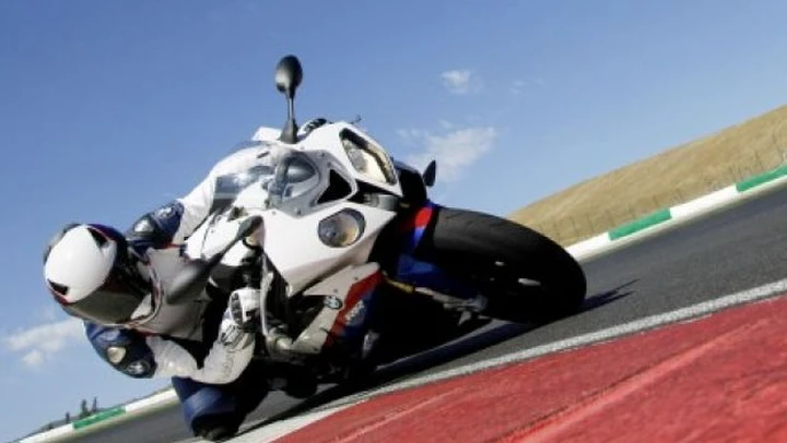 BMW Motorrad Mugello's Experience: quattro giorni in pista con la S1000RR