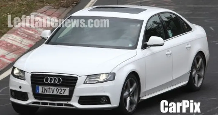 Foto spia: Audi S4
