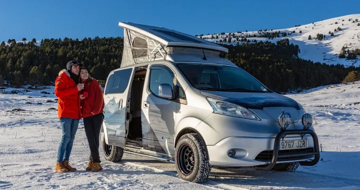 Nissan e-NV200 Winter Camper: veicolo elettrico per l'avventura