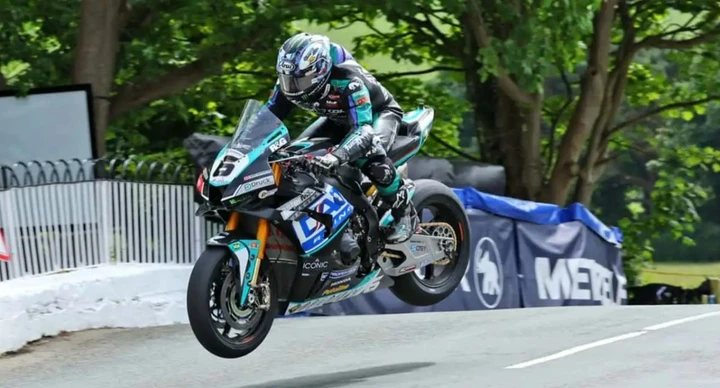 Michael Dunlop indeciso tra Ducati e Honda per il TT 2026