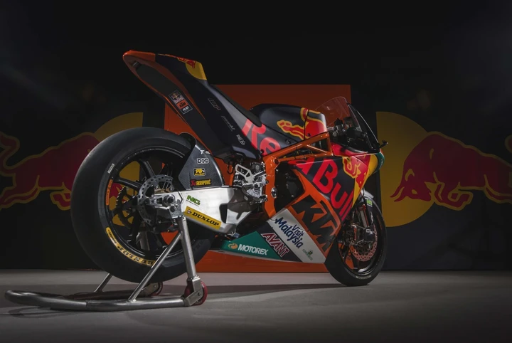 KTM rinuncia alla Moto2 e programma il ritorno di Husqvarna