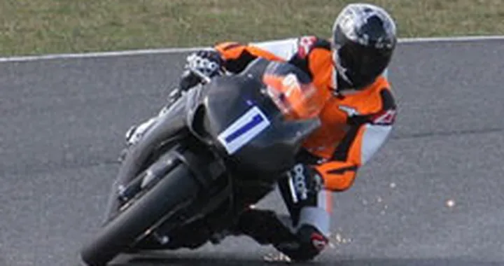 Michael Schumacher in pista sotto falso nome?