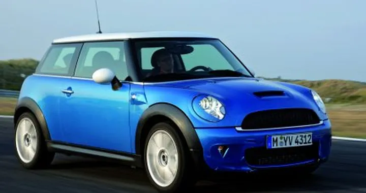 Anteprima ufficiale della Mini Cooper S R56