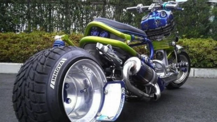 Pimp my scooter, scooteroni esasperati giapponesi