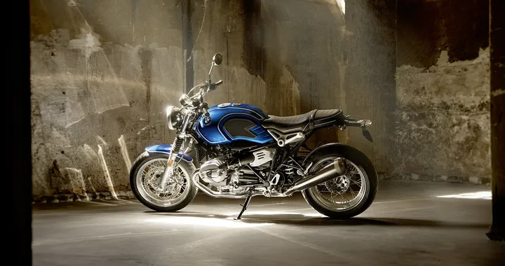BMW R nineT / 5, la special edition che celebra i 50 anni della serie / 5