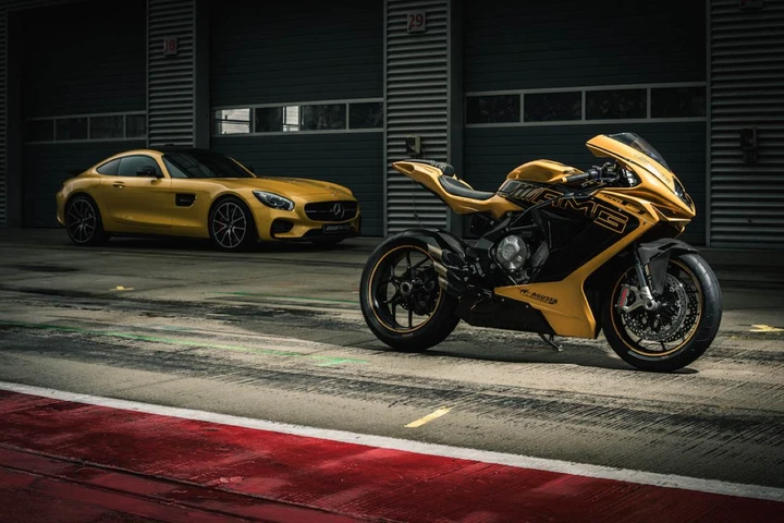 MV Agusta: anno positivo grazie anche all'accordo con Mercedes AMG