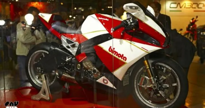 BIMOTA BB2 & DB12 B.Tourist by Sak_art design - Salone EICMA di Milano