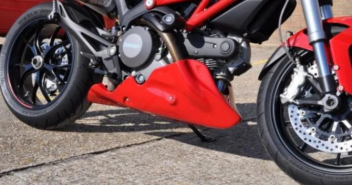 Skidmarx: puntale per Ducati Monster 796