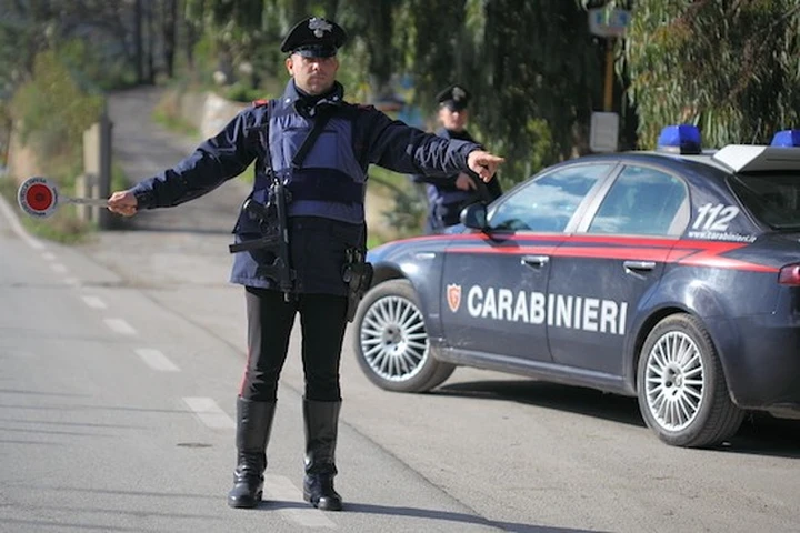 Tribunale di Trento: targa alterata, 2 mesi di reculsione o maximulta e confisca del mezzo.