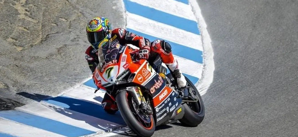 Davies 1° nel Day-1 di Laguna: 