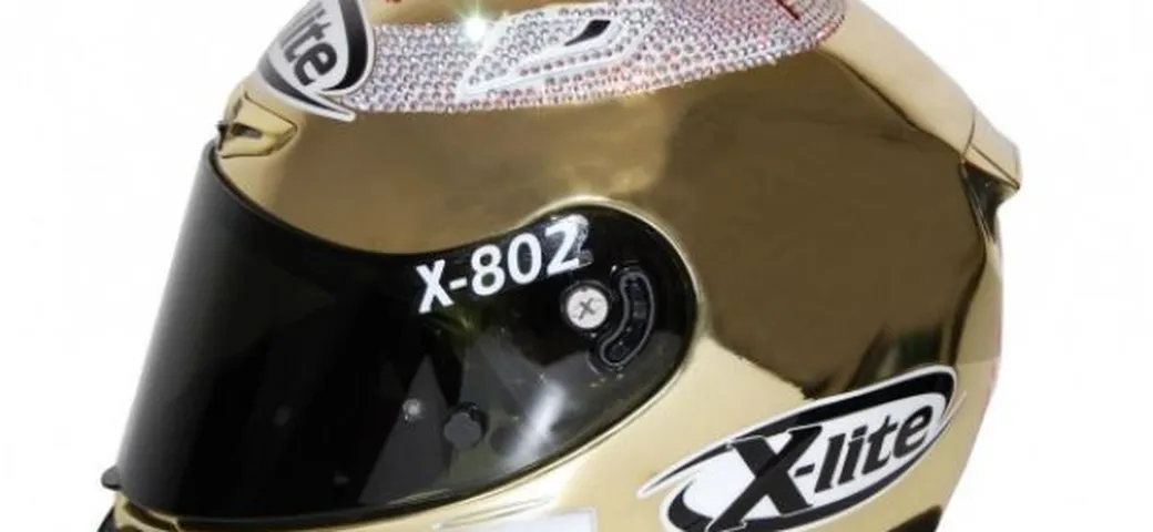 X-Lite X-802 in Oro e Swarovski per Jorge Lorenzo a Valencia