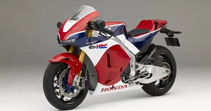 Honda RC213V-S 2015: svelati dati tecnici e prezzo [FOTO]