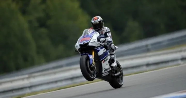 MotoGP Motegi, Lorenzo "lepre": pole da record! Ma Pedrosa è la sua ombra. Rossi "tartaruga", oltre un secondo di gap