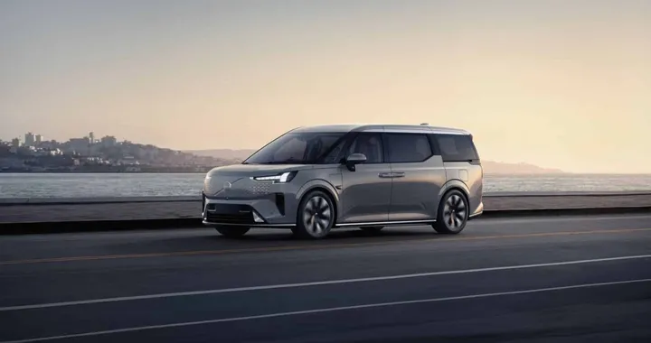 Volvo EM90: il flop del monovolume elettrico