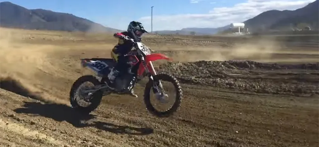 Haiden Deegan, numeri con un 450cc a soli 10 anni [Video]