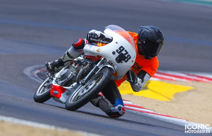 Dai box alla leggenda: la Honda CB175 del 1965 cerca un nuovo pilota