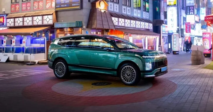 Hyundai Ioniq 9, non mancano AI Assistant e guida predittiva