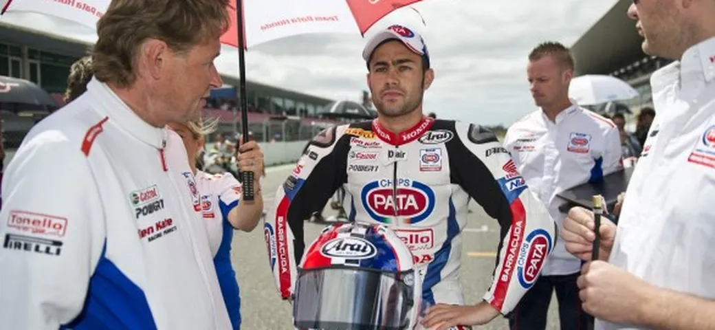 Leon Haslam in pista a Suzuka in vista della 8 Ore