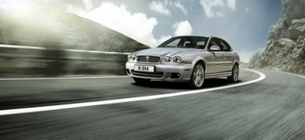 Jaguar X-Type restyling