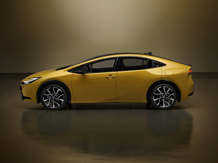 Toyota Prius Plug-in Italia