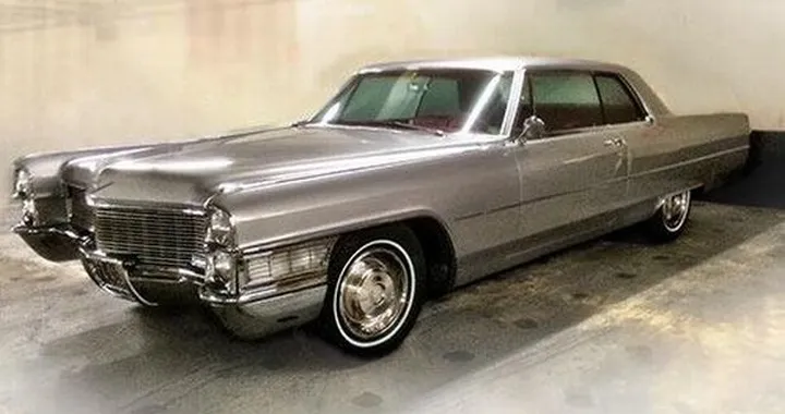 In vendita la Cadillac di Mad Men