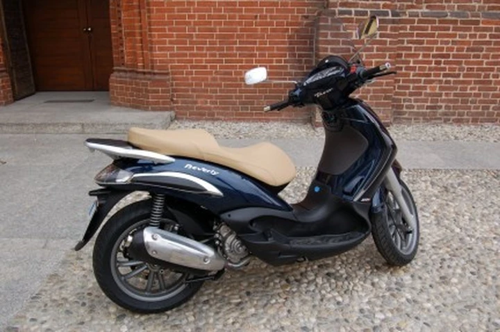 Prova Piaggio Beverly Tourer 250 e 400