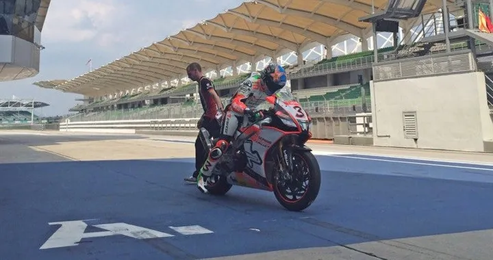 SBK, Aprilia: Max Biaggi conclude il test di Sepang
