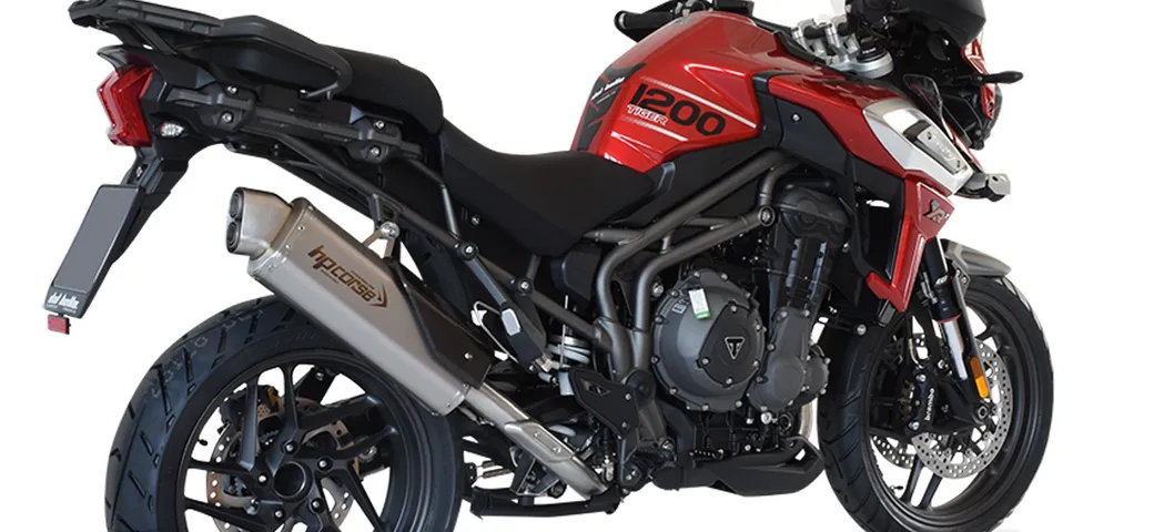 Triumph Tiger 1200: la tigre ruggisce con lo scarico HP Corse 4-Track