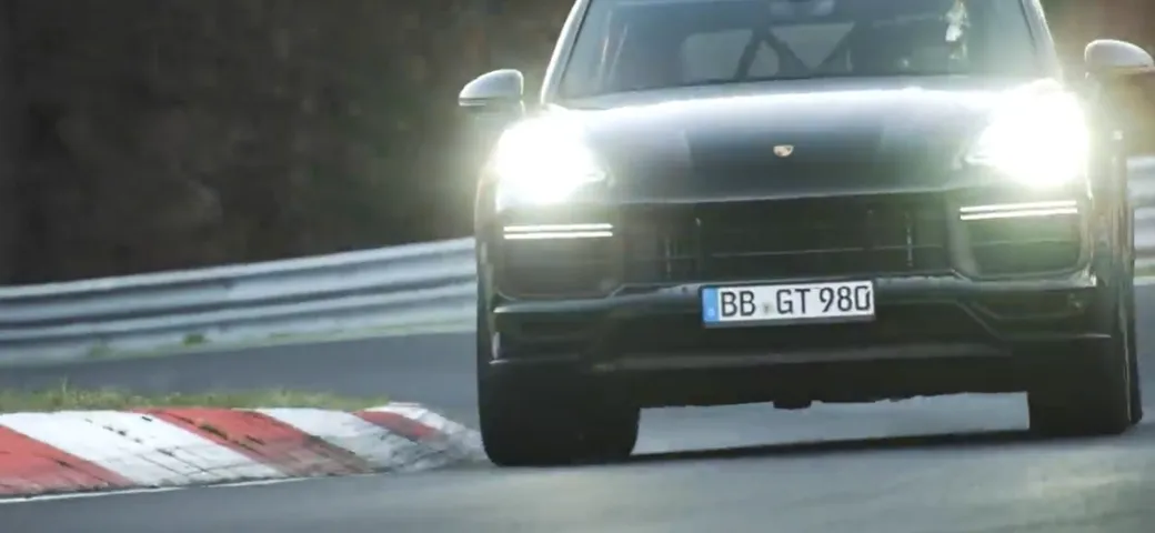 Porsche Cayenne: il record al Nürburgring