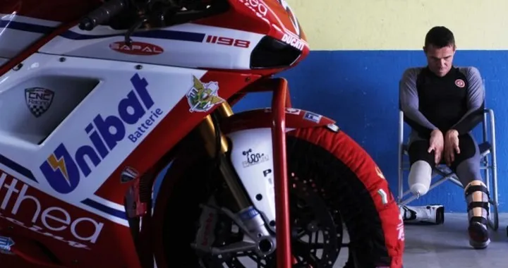 Onlus Di.Di., Malagoli prova la Ducati 1098R di Althea Racing