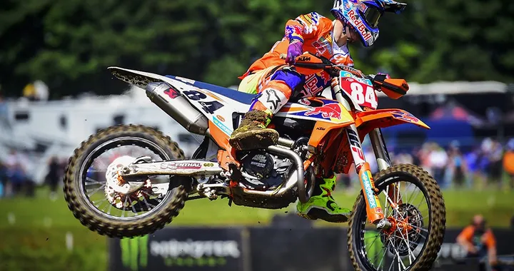MXGP Gran Bretagna: doppietta di Herlings, 2° Cairoli