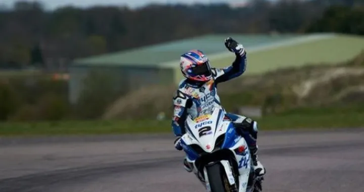 BSB, Thruxton: Brookes beffa Hill in Gara-2, buon sesto posto per Scassa