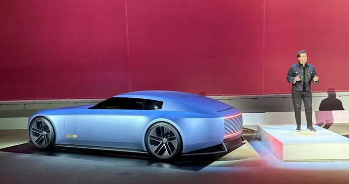 Ma quale licenziamento, McGovern è ancora il designer di Jaguar