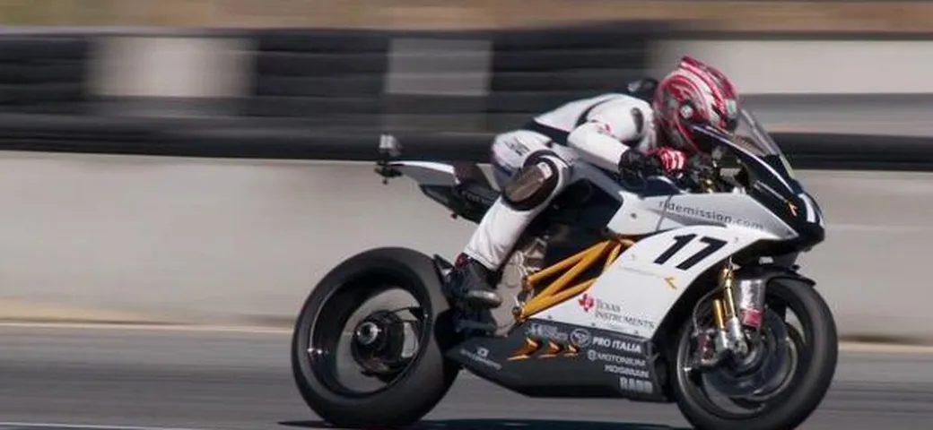Dodici moto in griglia per il TTXGP di Laguna Seca