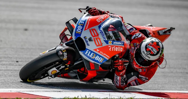 MotoGP, la terza “sberla” di Jorge. Ma che Marquez! E che Ducati!