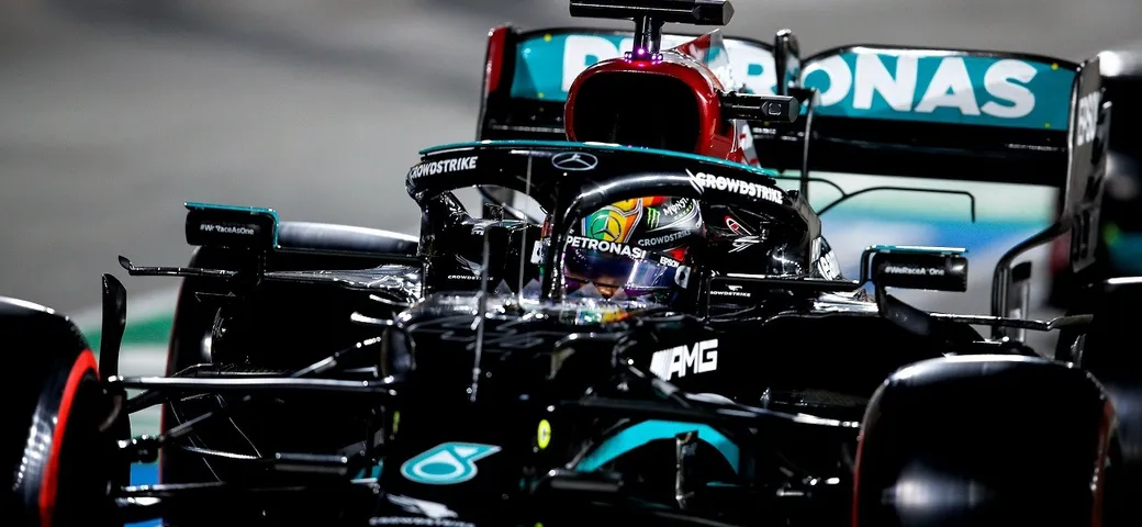 F1 Gran Premio del Qatar: Hamilton porta avanti la rimonta