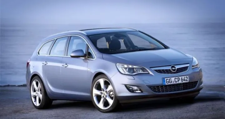 Listino Prezzi Opel Astra Sports Tourer