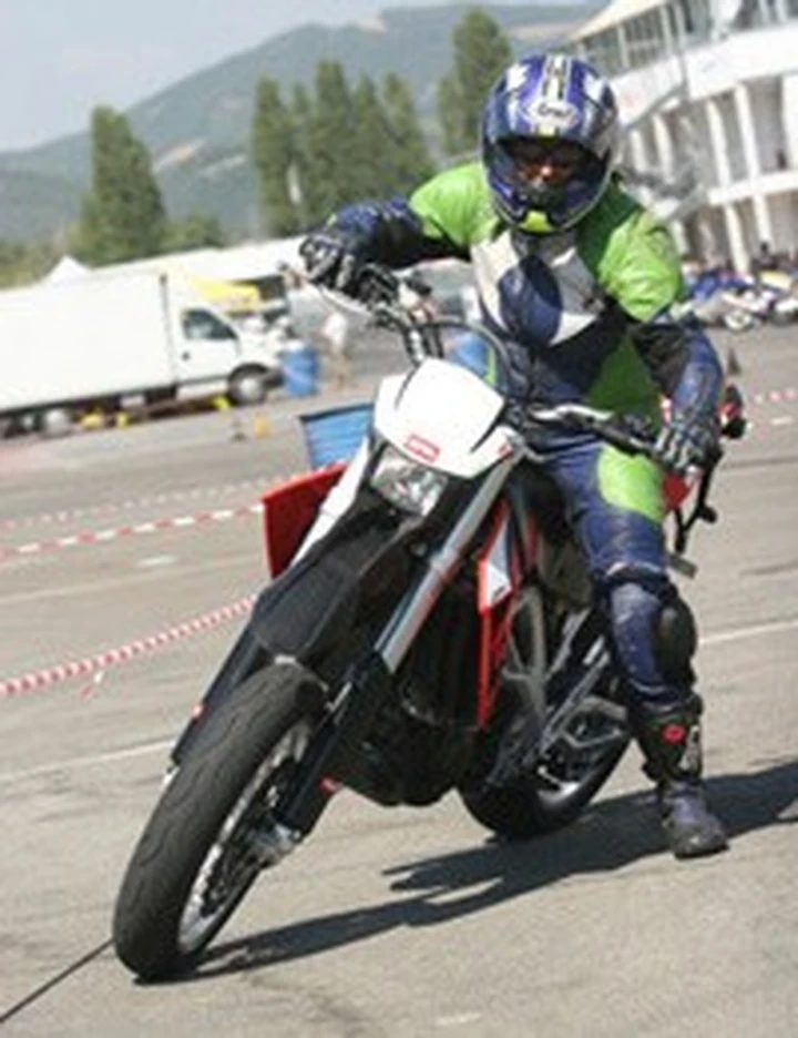Corso di Motard femminile