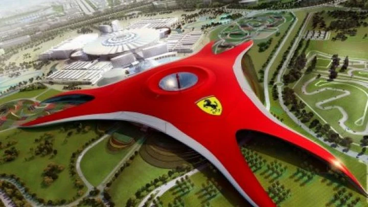 Ferrari World: allo studio un secondo parco a tema nella città di Valencia