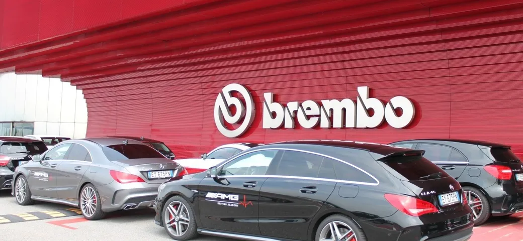Mercedes AMG Perfomance Tour: la visita alla Brembo