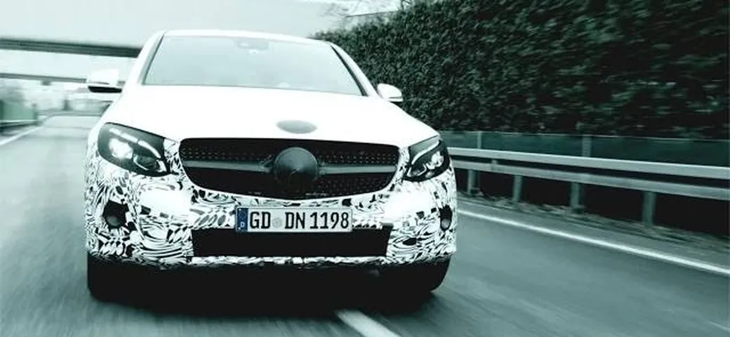 Mercedes GLC Coupè: debutta il 23 marzo [VIDEO]